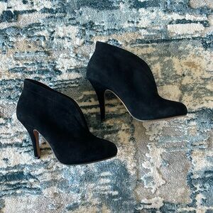 Aldo Women's 7 Black Suede Stiletto Heels Slip On Ankle Booties